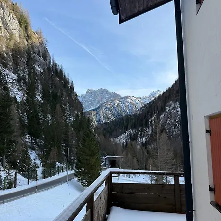 E Marmolada A Due Passi Dalle Piste